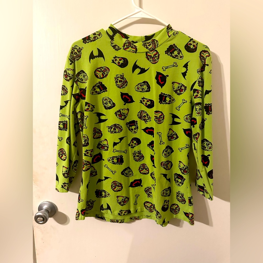 Vixen. 3/4 classic monster shirt. Lime green.